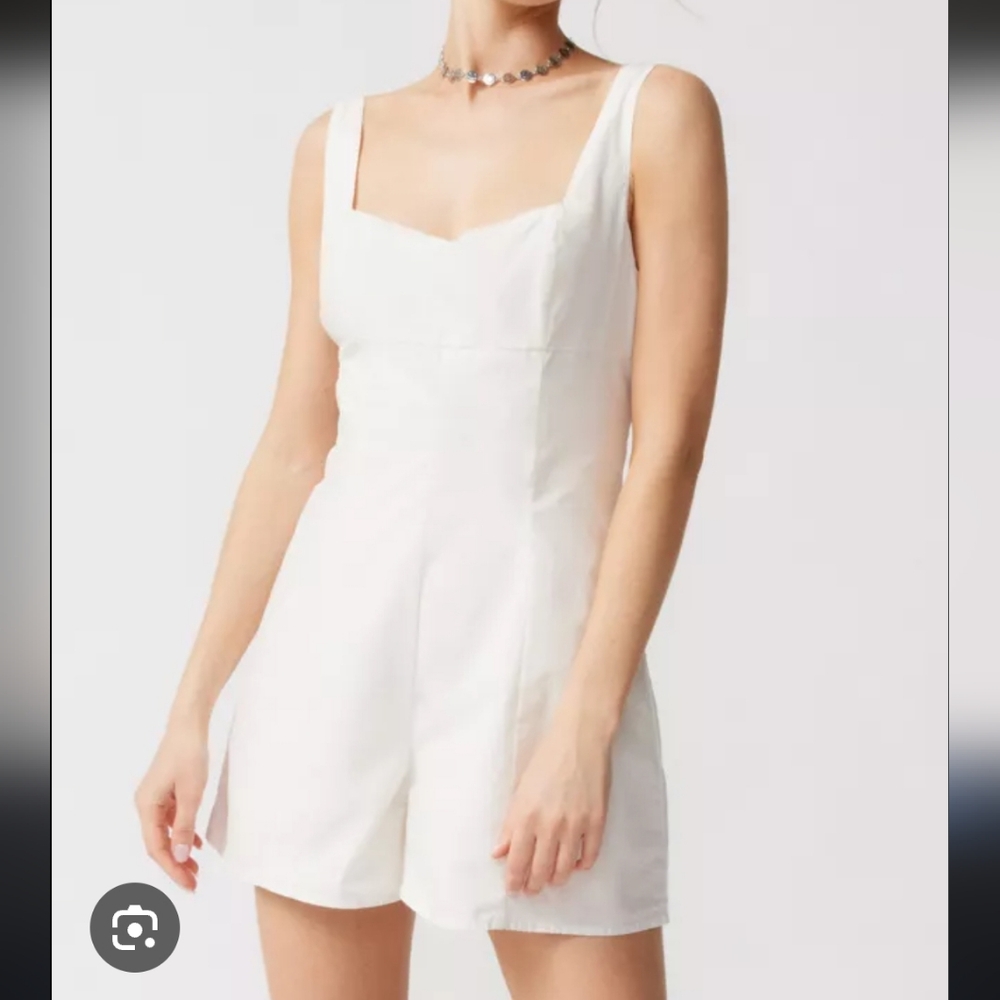UO Sandy Tie Back Romper